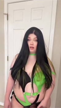 Femdom strapon