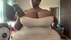 Legendary Booty Overdose: Chupar meus peitos lactantes secos