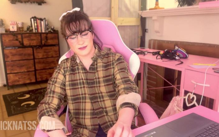 Natalie Napoli: Novia trans hecha en dominatrix