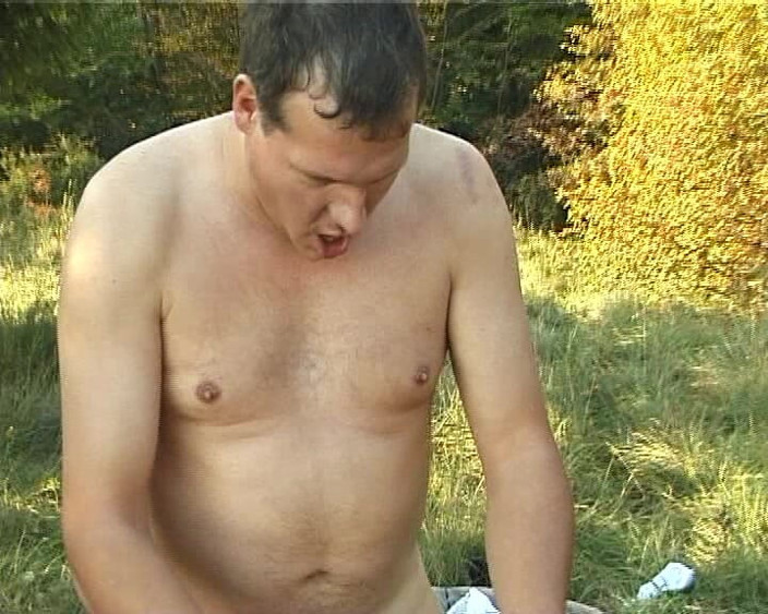 Mature Climax - 100% Mature Videos: Baise en plein air avec une belle nana naturelle