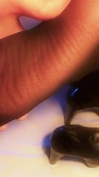 Der nylon-footjob