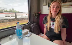 Menyetubuhi sesama pelancong di kereta ... - Kau punya suami? Ya! Ya Tuhan apa yang telah kita lakukan!