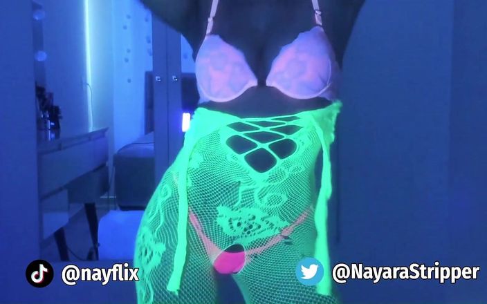 Nayflix: Neon Ballad! क्या मैं नग्न हो गई?
