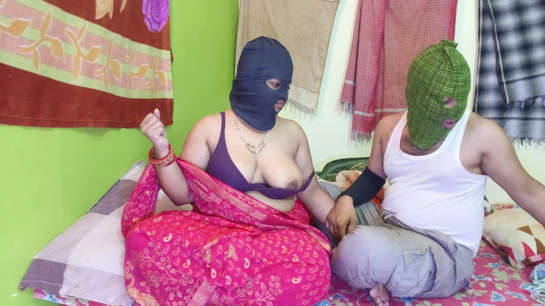 Hotty Mona: Wielkie Indyjski Bhabhi lubi ostry seks z Devarem pod nieobecność...