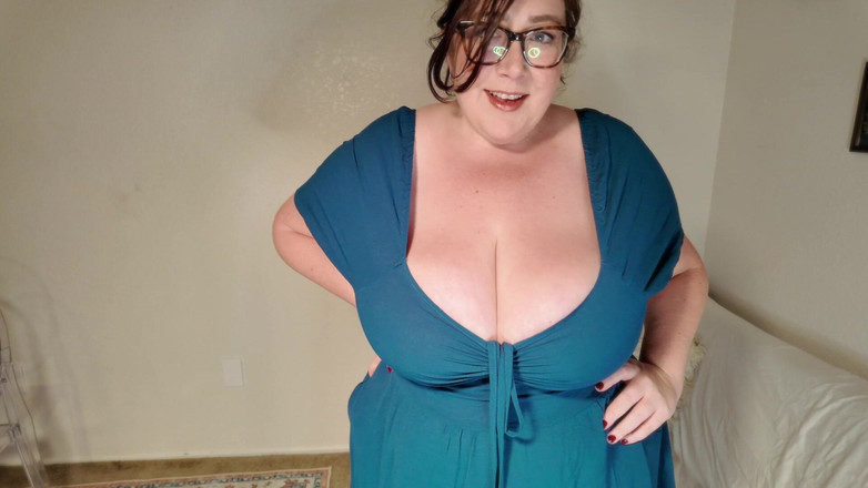 Cutejayne: Making Love to Your Step-stepmom's BFF