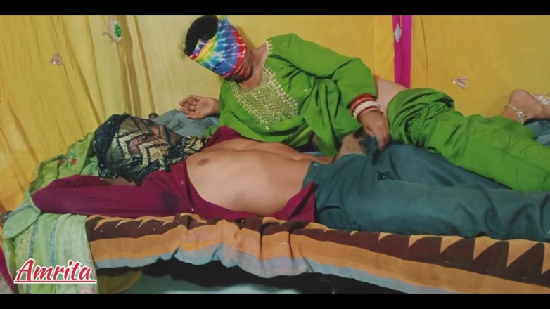 Amrita: Desi indien sexy, beau-frère et belle-sœur, sexe torride