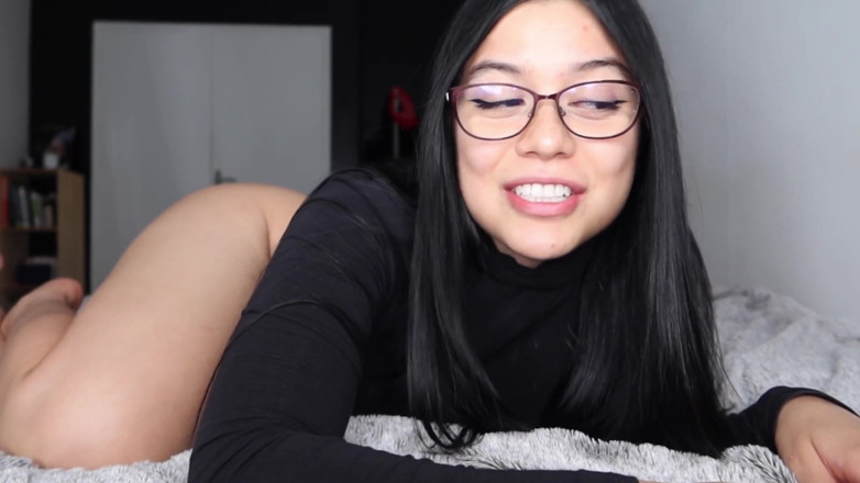 Sweetieluna: Thong và lỗ đít tôn sùng