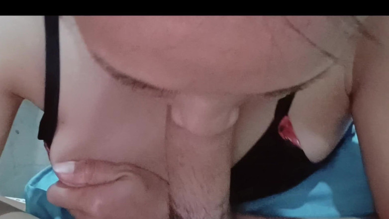 eldlie: Mädchen liebt blowjob