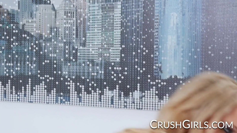 Crush Girls: Crush girls - blonde bombe briana Banks fickt ihren mieter