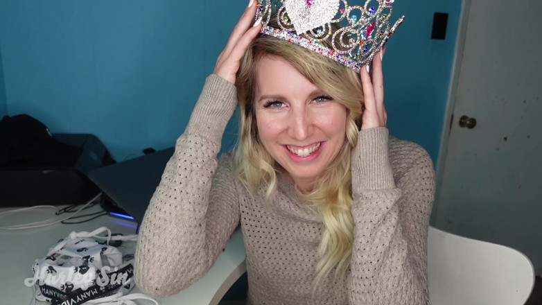 Harley Sin: Mv Hobby Vid Oty Crown Unboxing Sfw