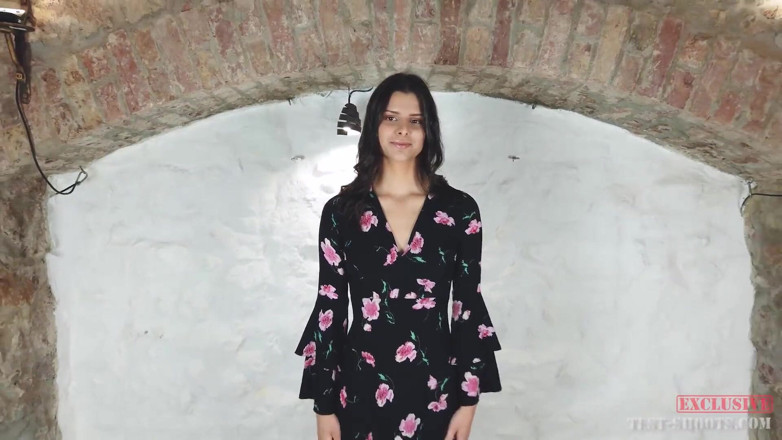 Test-Shoots: Exclusive Video with Pretty Cute Face Virgin Teen Viola Kat...