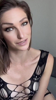 Femdom JOI Goddess Makes You Wait for Her to Cum Before She Allows You to and Calls You Good Boy