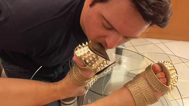 Foot Girls: Mistress lets her slave lick her golden shoes