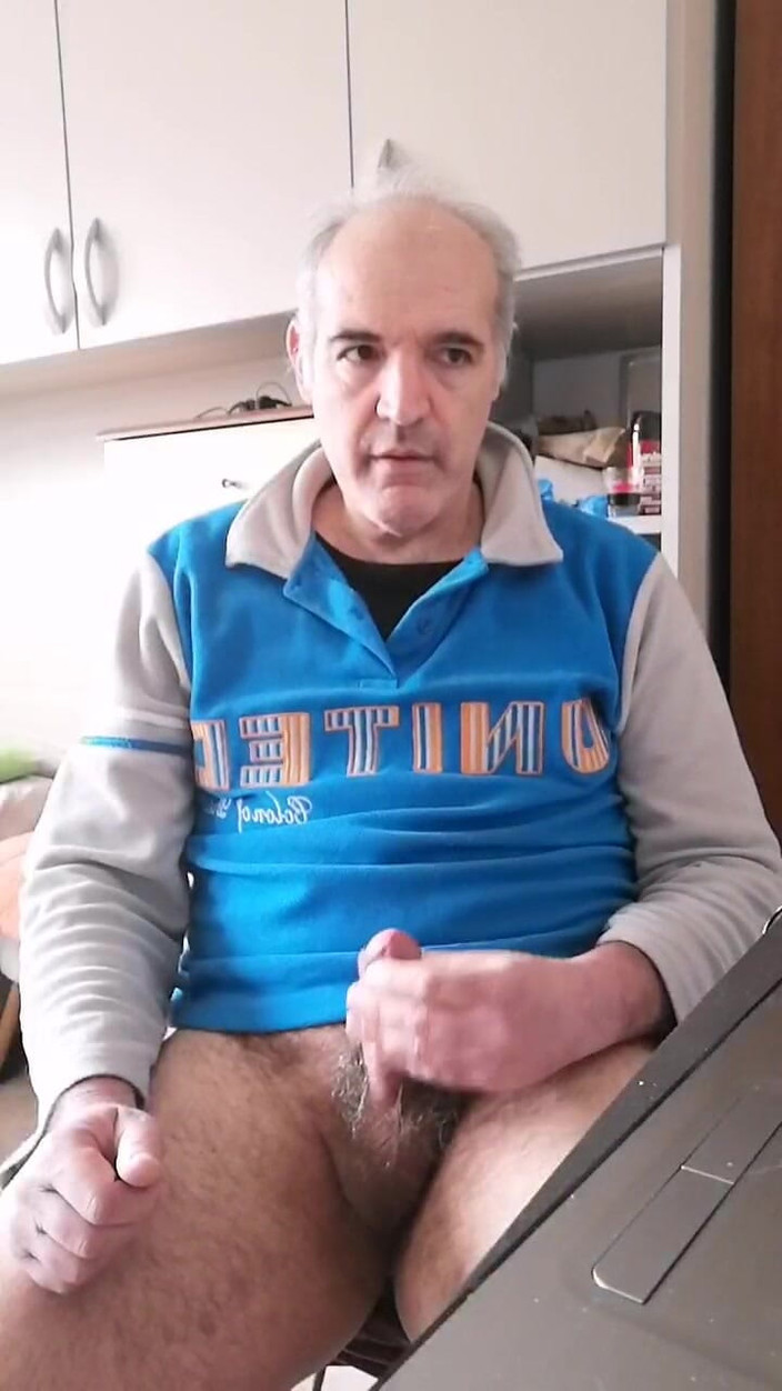 Setesesso7: Spuściłem kawę i połknąłem to wszystko gorąco