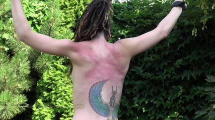 Spanking Server: Kate bare back whip