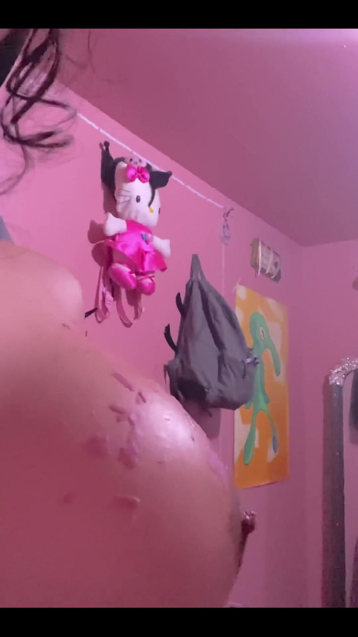 Jayla Cuateco: Jsou tvoje prsa přírodní? Ano, nadpřirozené