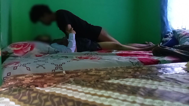 Jack010: एक छात्र को उसके ही शिक्षक द्वारा धमकाया जाता है