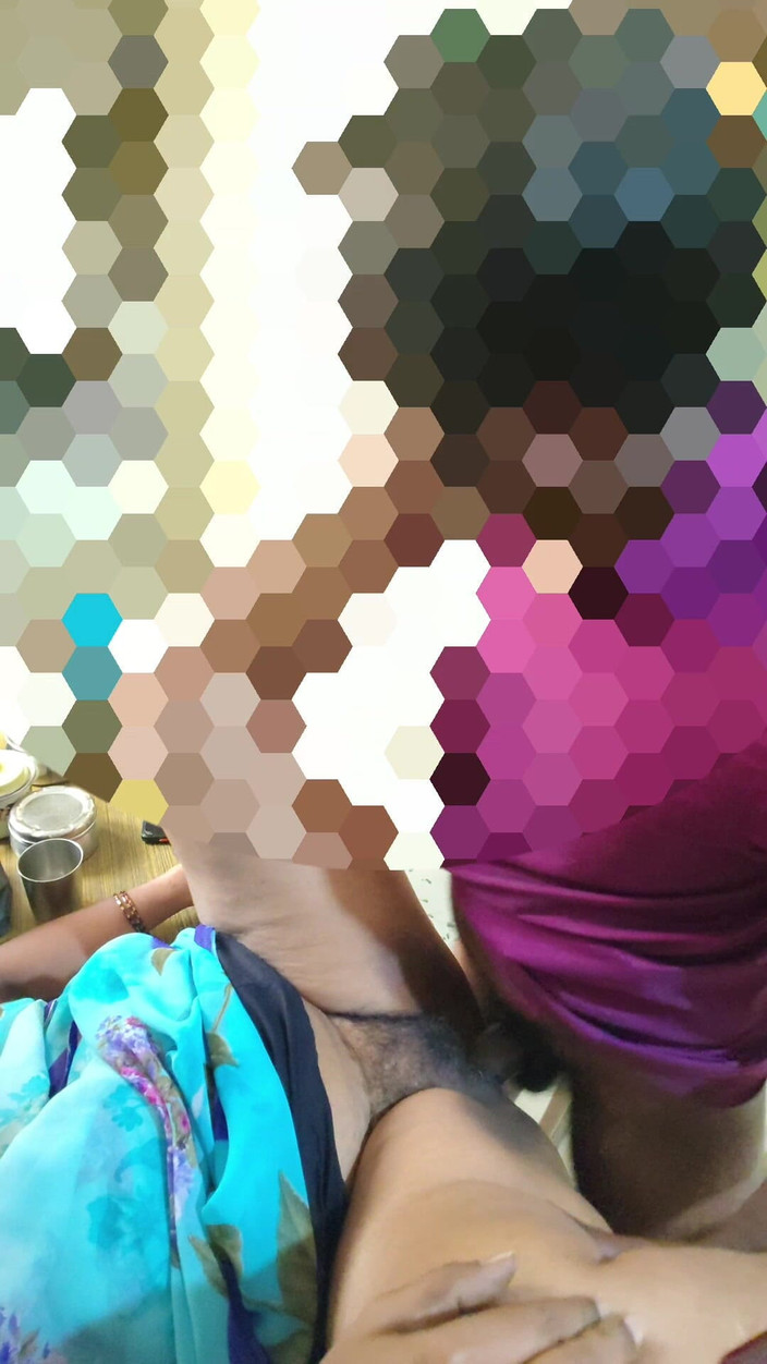 Porn films: Мачеха кричала, пока трахала пасынка