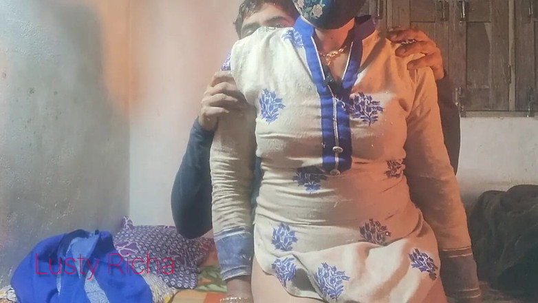 Lusty Richa: Трах раком с Richa Bhabhi