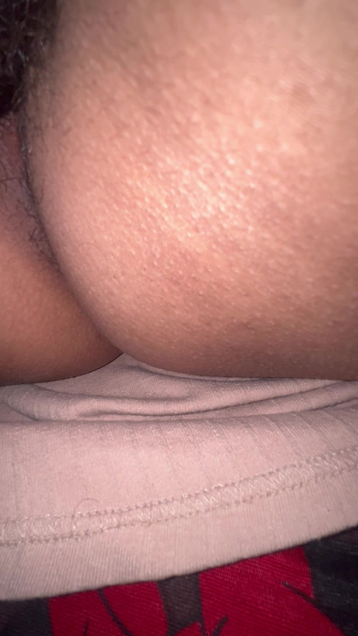 Rishi: Anh kế, làm ơn làm cho nước âm hộ của chị kế...