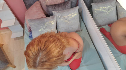 AgataDelphine: Saya untuk memuaskan awak