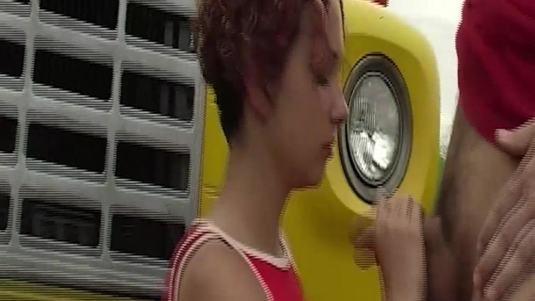 Bangora clips: Brunette Takes Hard Outdoor Pounding by Yellow Truck