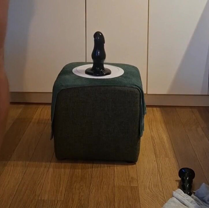 NoFace Twink X: Büyük dildo stinger anal solo twink