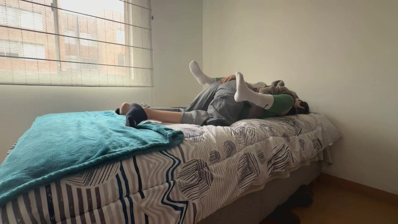 scarlettandc: Kesenangan Lesbian Basah