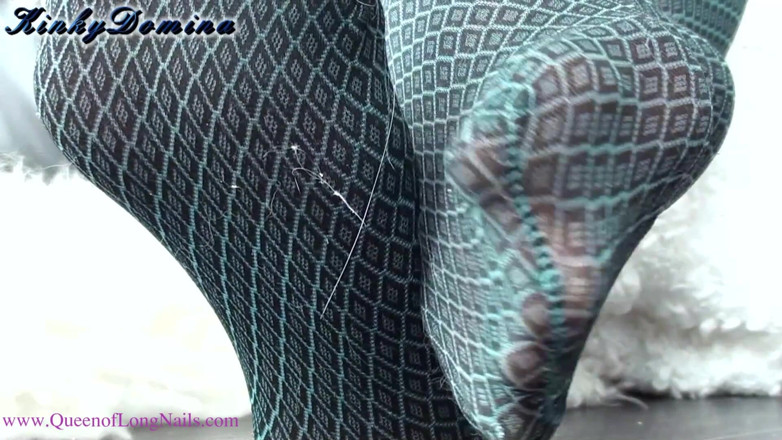 KinkyDomina: In love with my scented pantyhose feet