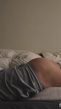 Routine Del Mattino: La Morbida Alba Di Papà Caldo, Curve Succose E Sussurri Di Romanticismo Scatenano Intime Vibrazioni