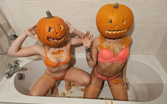 April Paisley: Pumpking Guts Fight