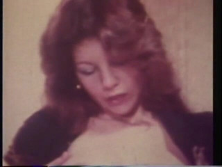 Vintage Usa: Ibu tiri dengan memek berbulu dientot gaya doggy sama kontol...