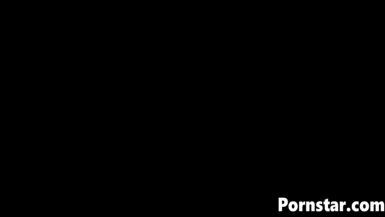 Pornstars: Sexy pornstar Mischa Brooks doggy fucked raw