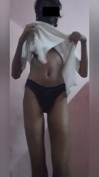 Beautiful Sri Lankan Sissy Dancing and Show Her Panty