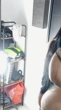 Pantat besar montel yang cantik