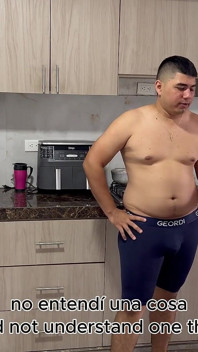 Mulher casada sem calcinha recebe pensão do homem