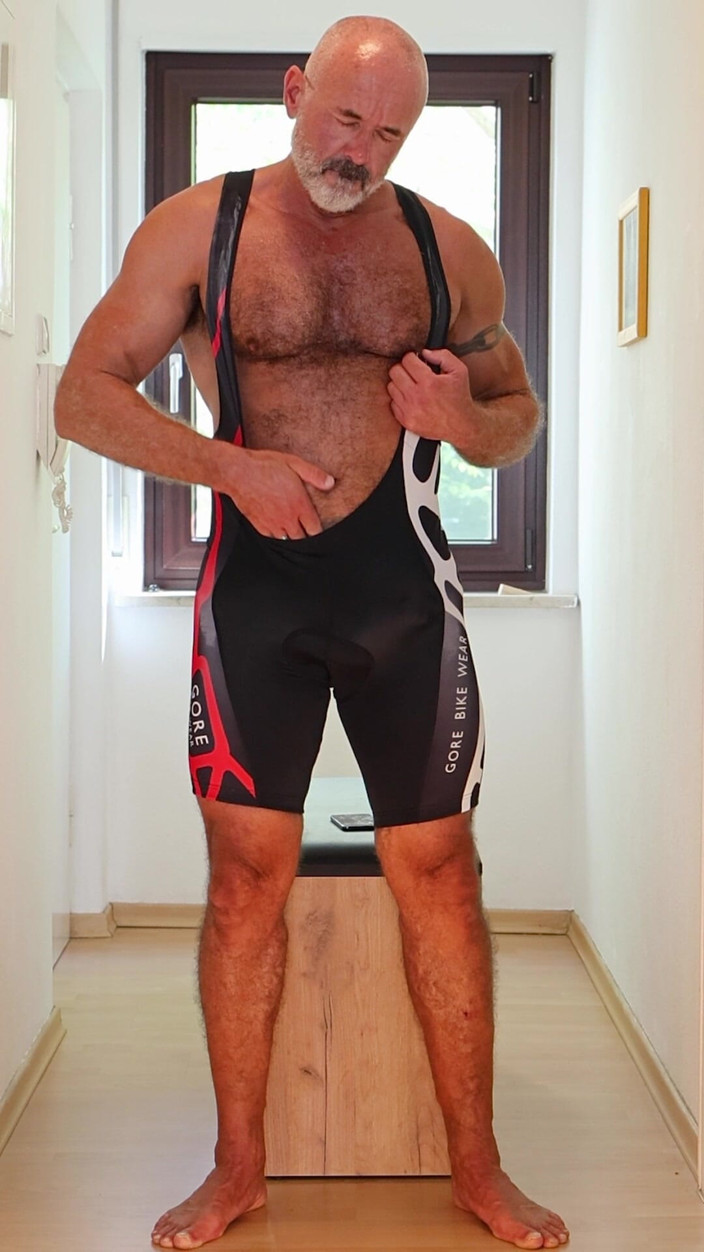 Mike Gross: Fun in Cycling Gear