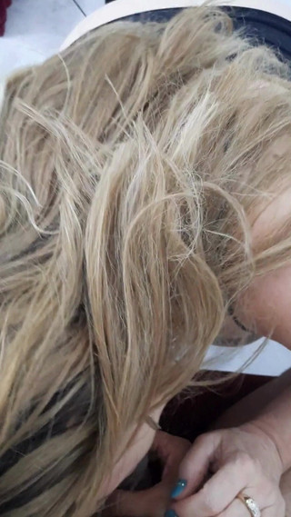 Vivi guedez: Předvádějící se prsa