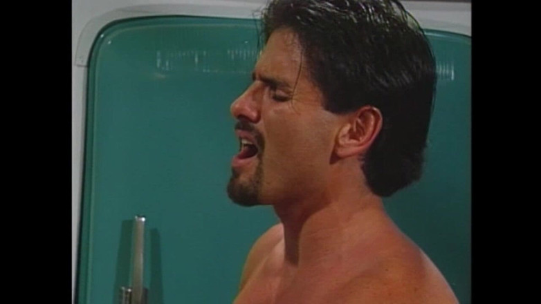 Vintage megastore: Une MILF Sexy À Gros Nichons Et Au Piercing Se Fait...