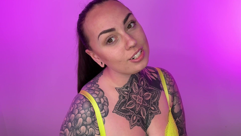 Miss Valentina: Afirmaciones de niña rica