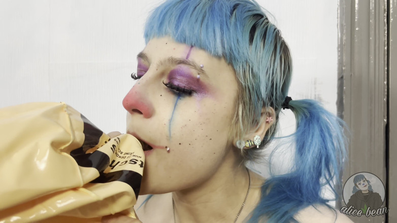 Alice Bean: Giant Inflatable Part 2