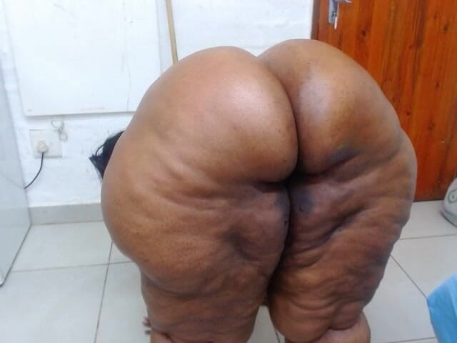 Big black clapping booties: Дрочу на мою массивную задницу толстушки, эпизод 1004