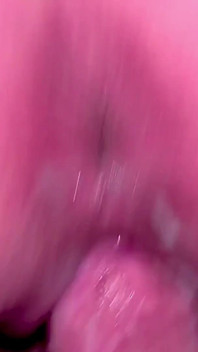 Fat Ass White Girl with a Fat Pussy Gets Creampied