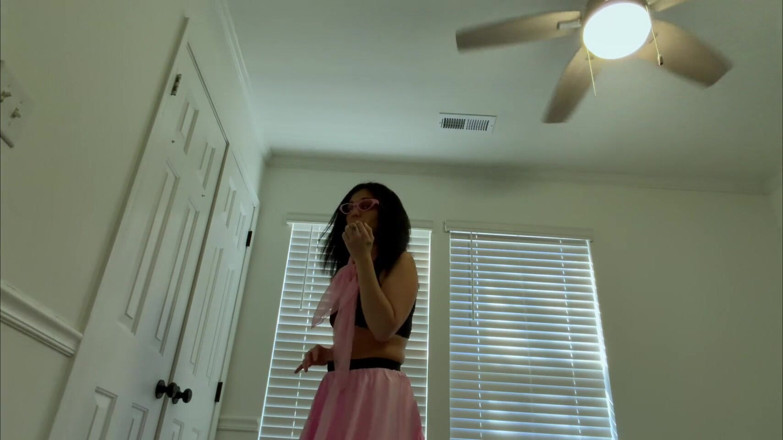 Kink in Time: Sultry dos anos 50 de Devyn, Giantess Fantasy HD POV Tiny...