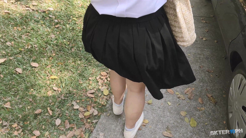 18_honey: Asian Thai Callege Blowjob in Car
