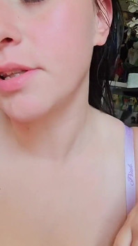 Diesen verheirateten typ, den ich getroffen und gefickt habe.