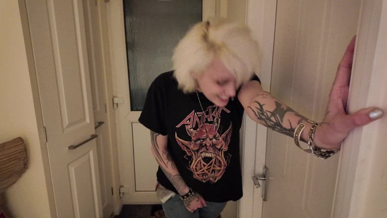 Glitterqueen1999: Pissa desperation