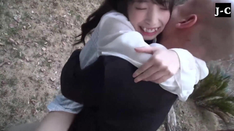 J-Cams: ความตื่นเต้นจาการอุ้มเย็ดและการโชว์ตัวกล้าแกร่งจุดประกาย