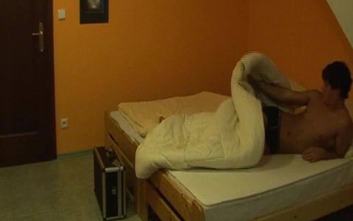 Just X Gays amateur porn: Игры на улице 1