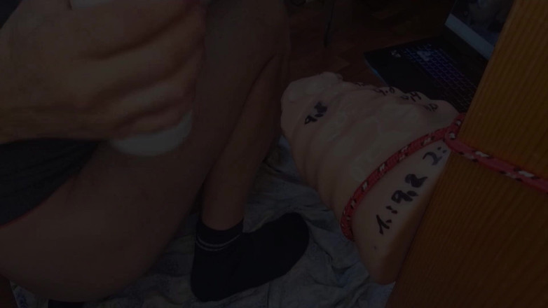 Giantasshole: Kocaman "raptorr" anal tıkaç popomu geriyor